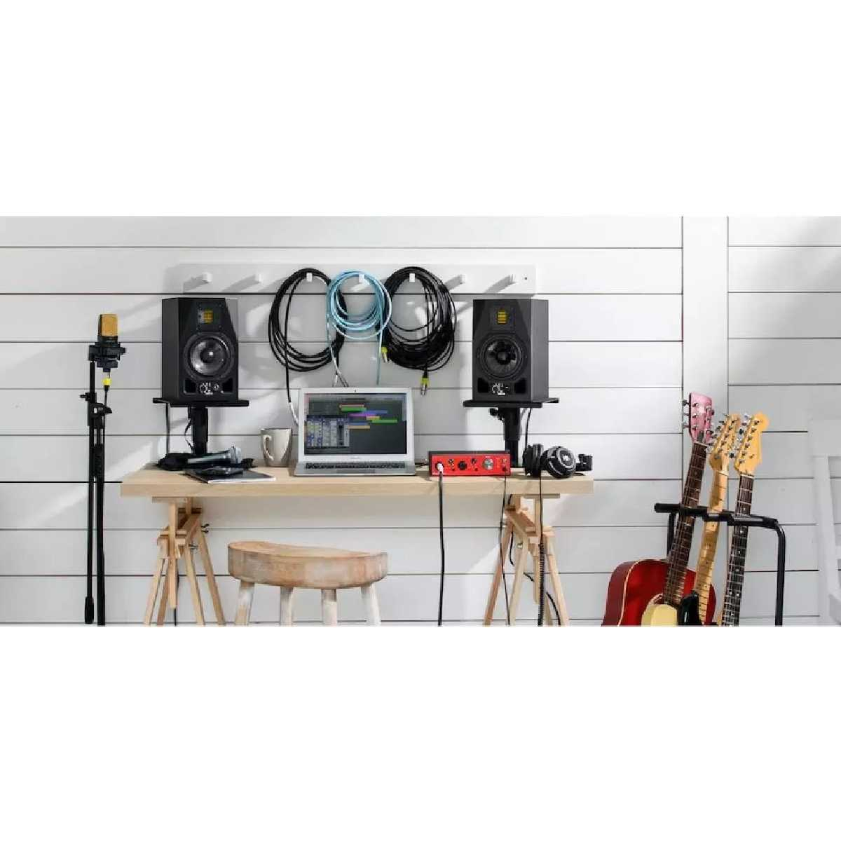 Аудіоінтерфейс FOCUSRITE Clarett+ 2Pre