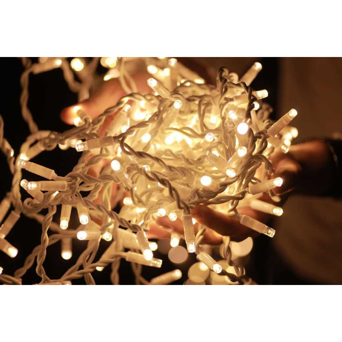 Гірлянда вулична STLS штора 288LED 1,5x1m 230V білий теплий/чорний IP44 EN
