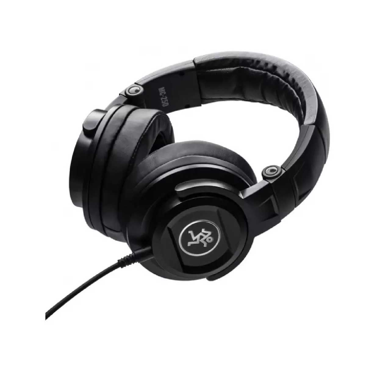 Mackie MC-250