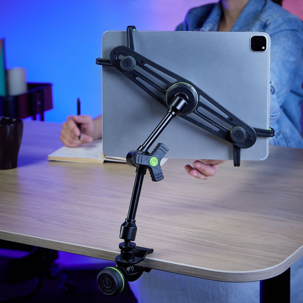 Держатель для планшета Gravity MA TH 01 B, VARI®-ARM, зажим 15–35 мм