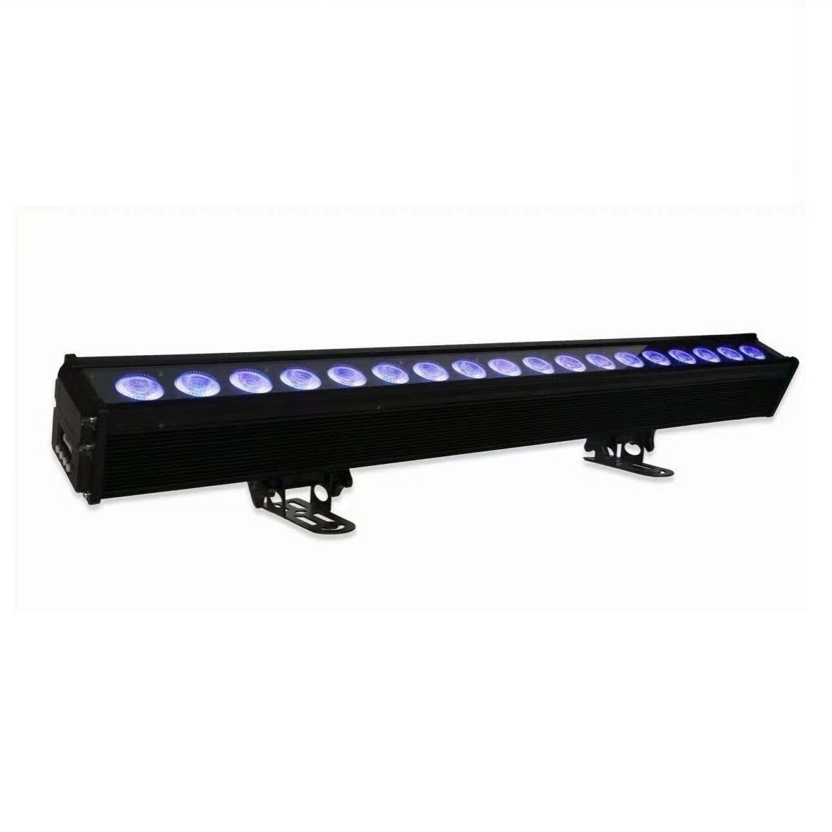 LED планка Free Color WASH 1818IP PRO, 18×18 Вт RGBWA+UV, IP