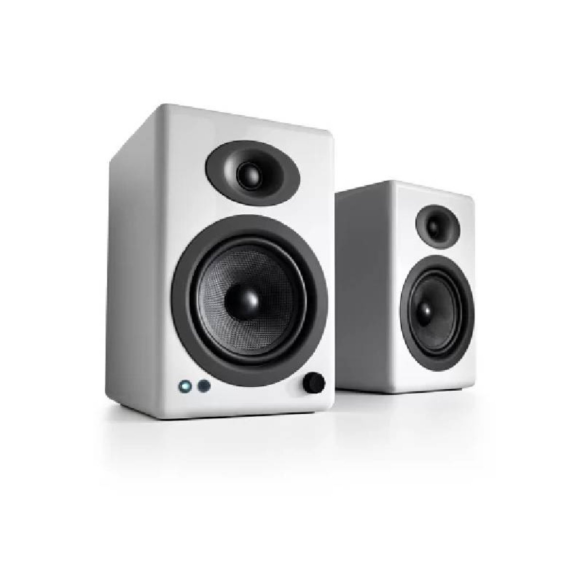 Активная напольная акустическая система AudioEngine A5+BT White