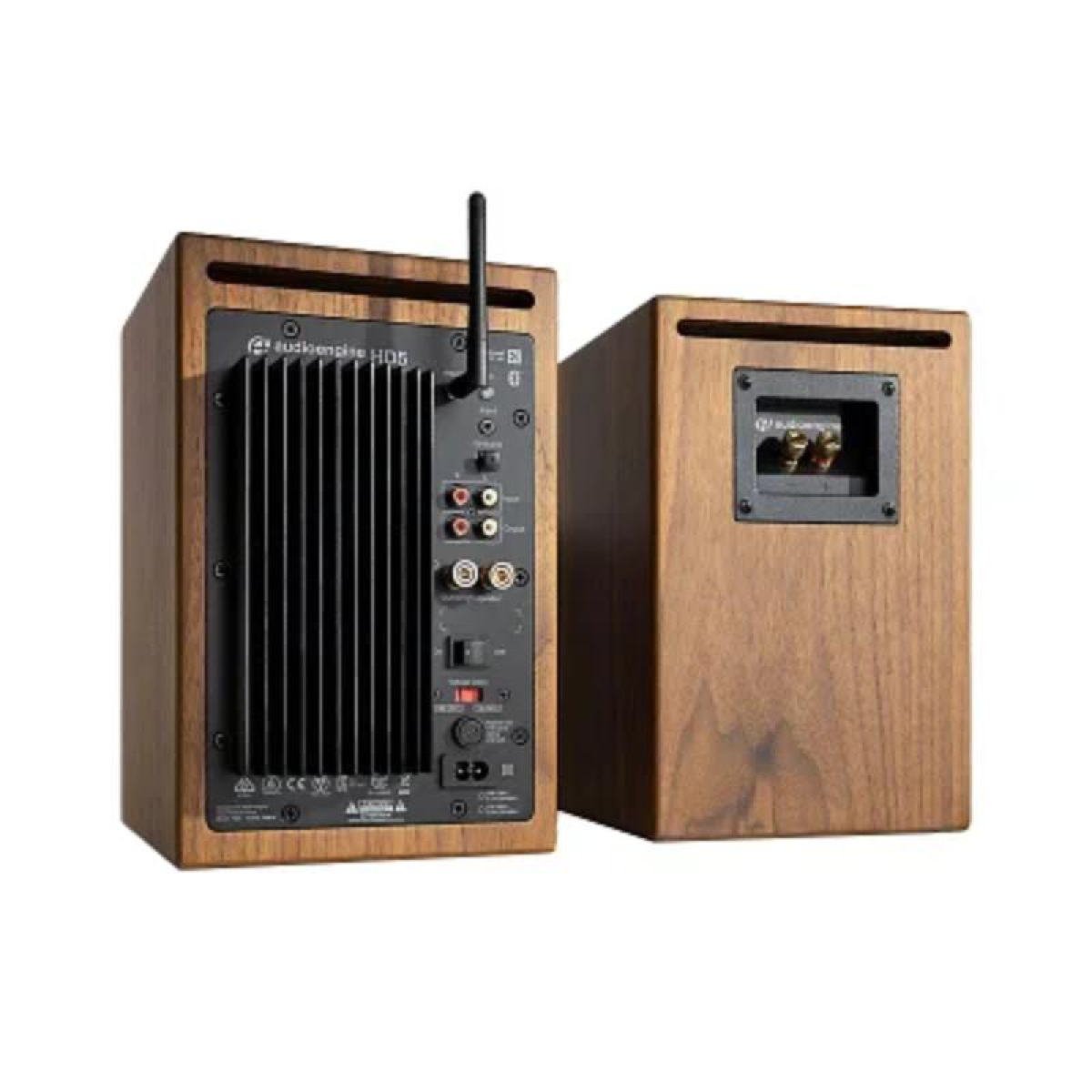 Полочная акустическая система Audioengine HD5 BT Walnut