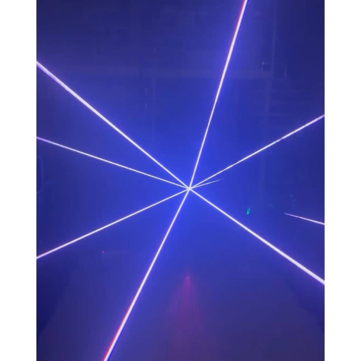 Анимационный лазер STLS RGB 2000 app