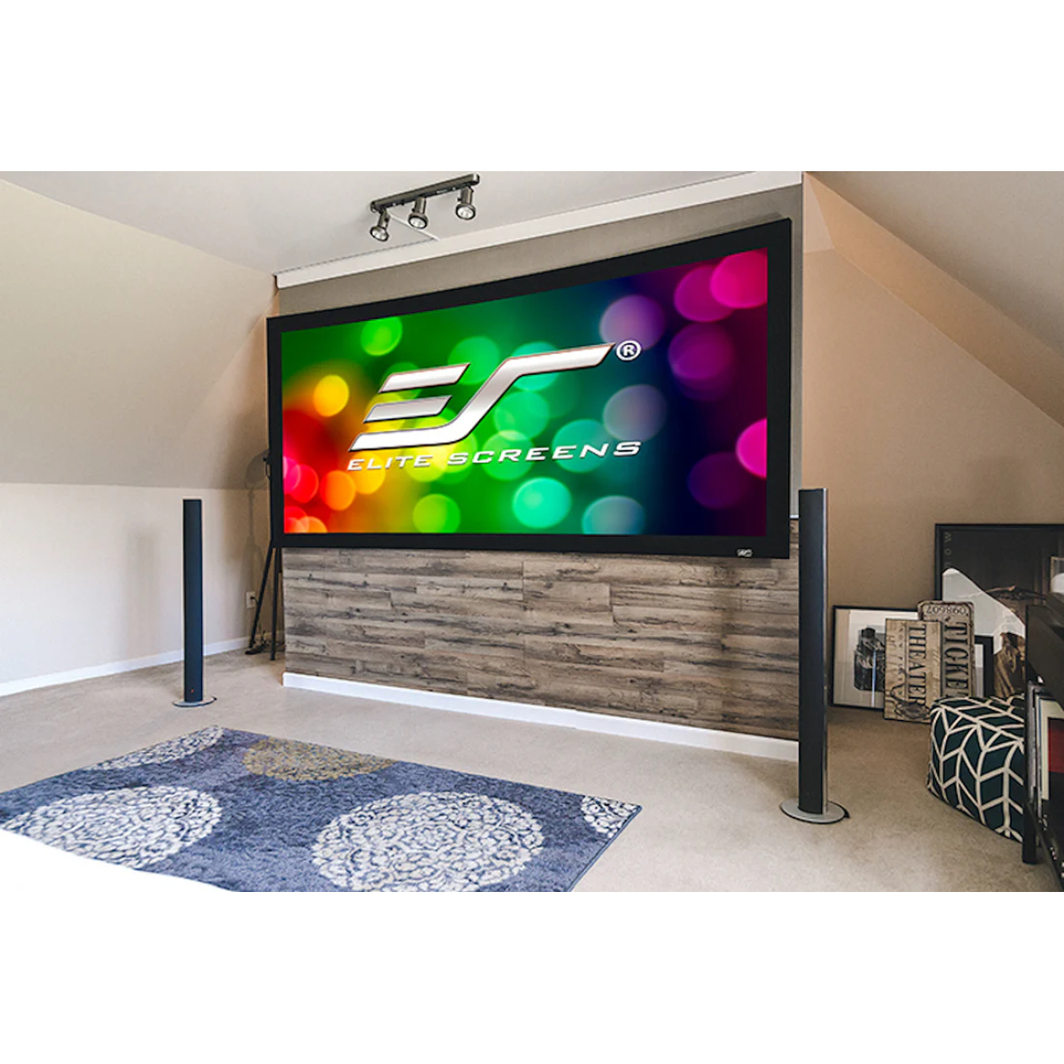 Проекційний екран Elite Screens Curve135WH1 135" 16:9