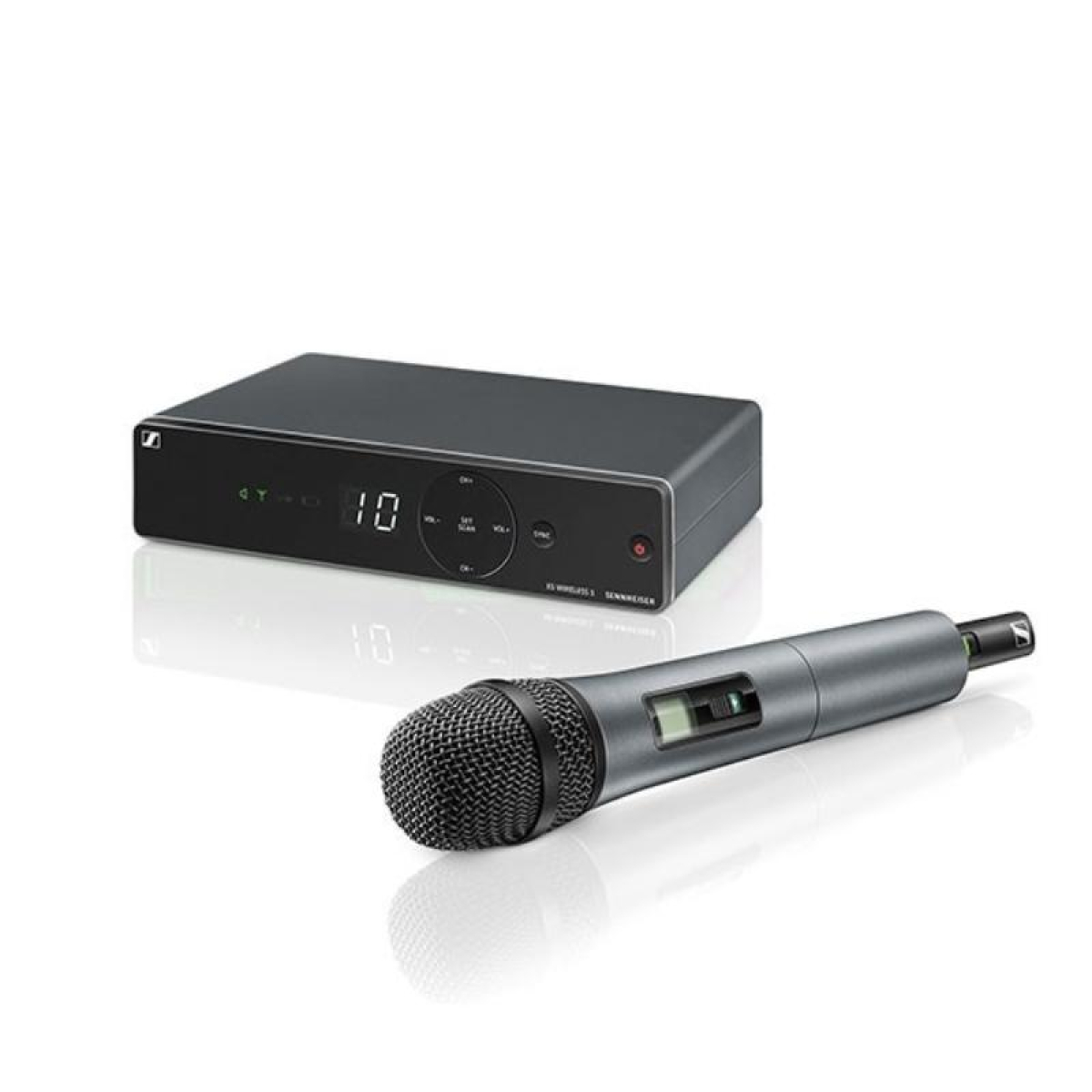 Радиосистема Sennheiser XSW 1-825-A с ручным динамическим микрофоном