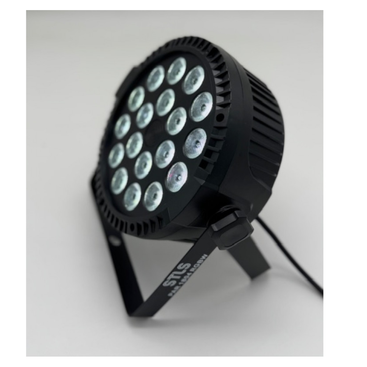 LED прожектор STLS Par 1804 RGBW