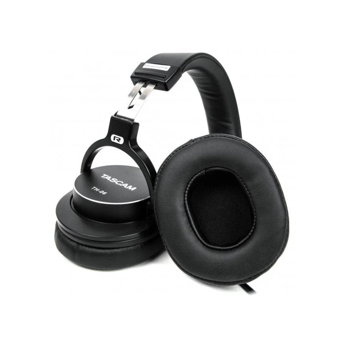 Наушники Tascam TH-06
