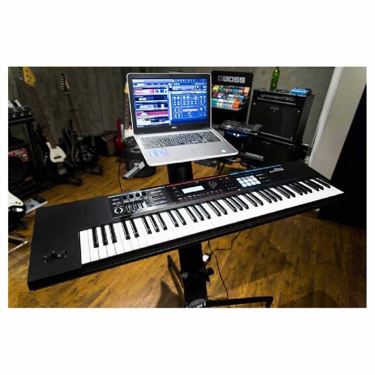 Синтезатор Roland Juno-DS76