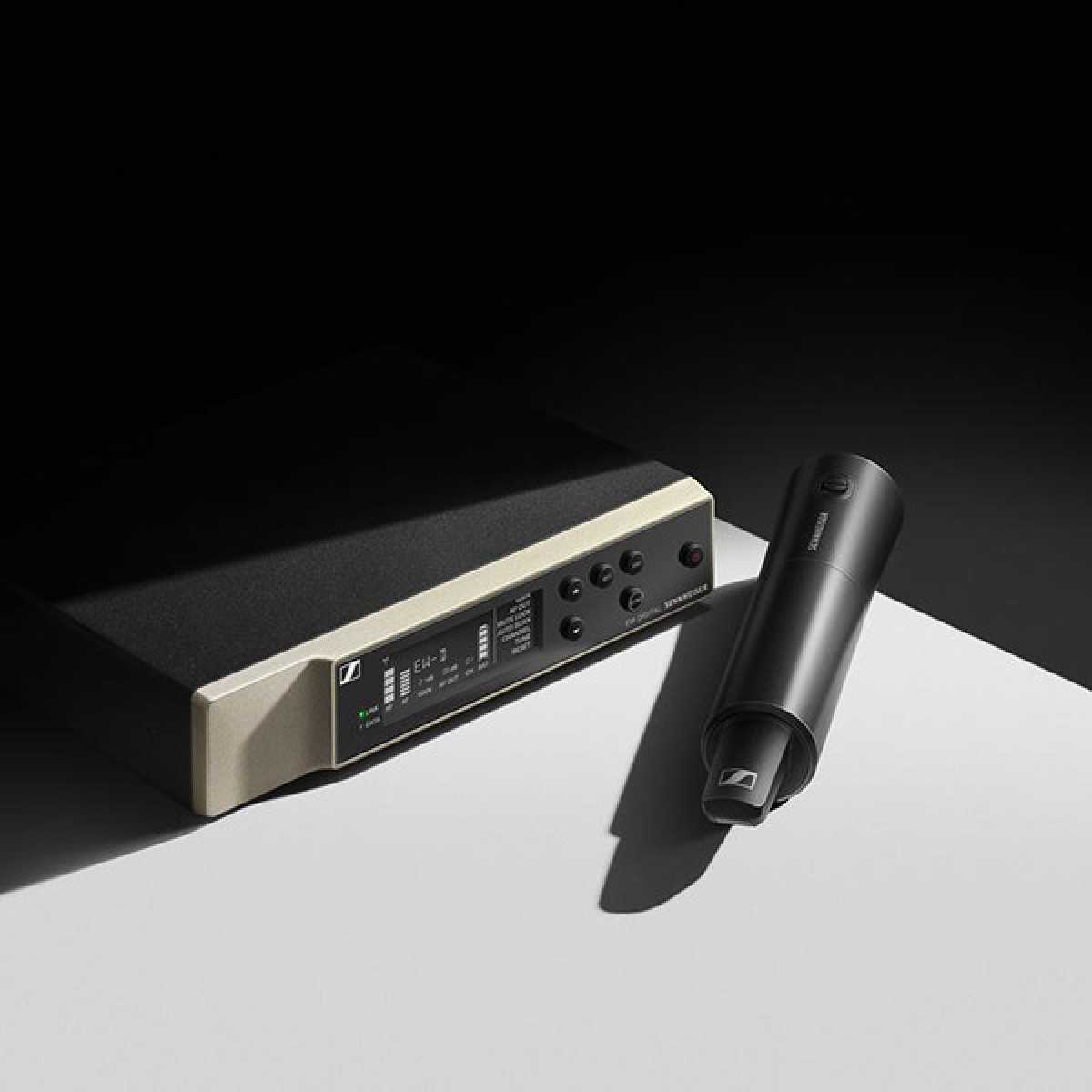 Радіосистема Sennheiser EW-D SKM-S BASE SET (Q1-6) 470,2-526 MHz