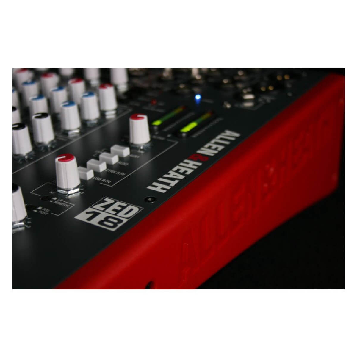 Аналоговий мікшер Allen Heath ZED-18