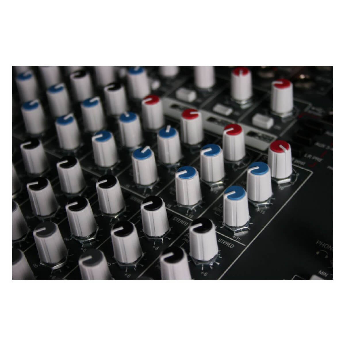 Аналоговий мікшер Allen Heath ZED-18
