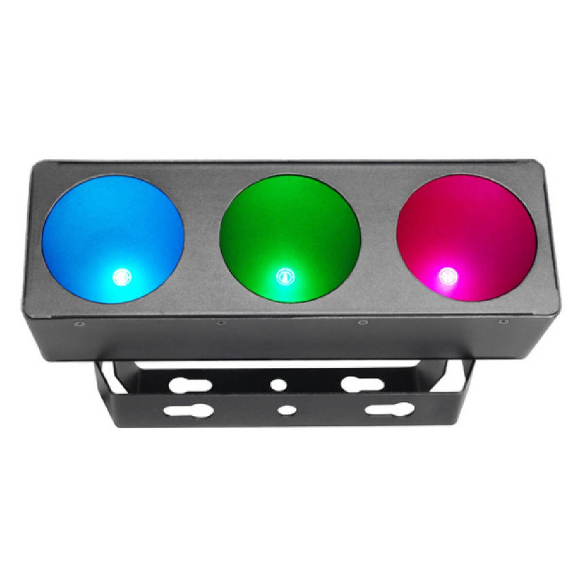 CHAUVET CORE 3x1
