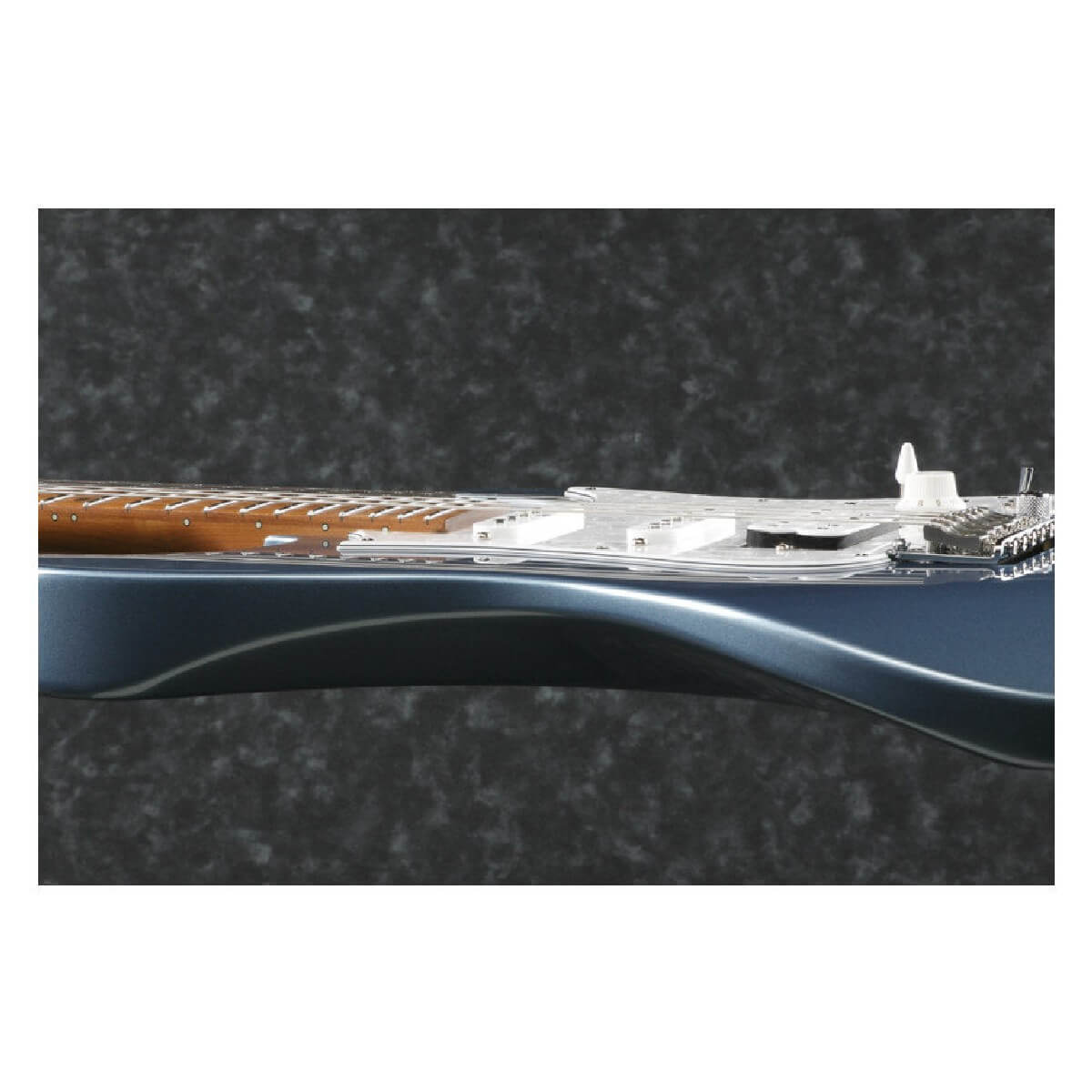 IBANEZ AZ2204 ICM Електрогітара
