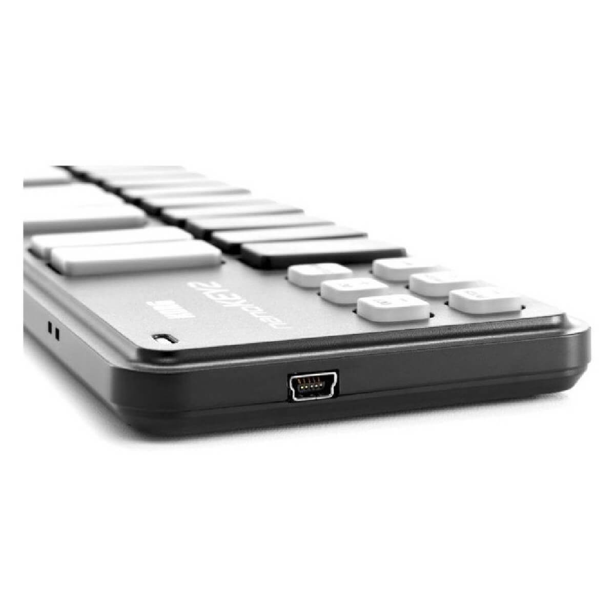 KORG NANOKEY 2 BK MIDI контролер