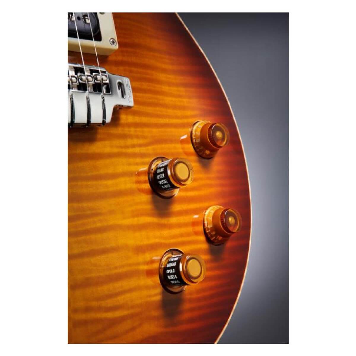 LINE6 JAMES TYLER VARIAX JTV-59 (CHERRY SUNBURST)
