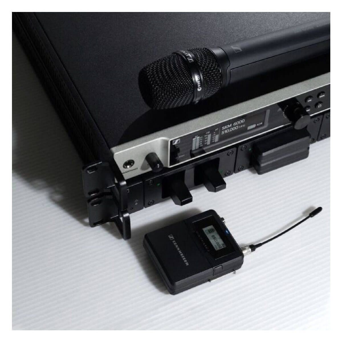 Передавач Sennheiser SKM 6000 BK (A5-8)