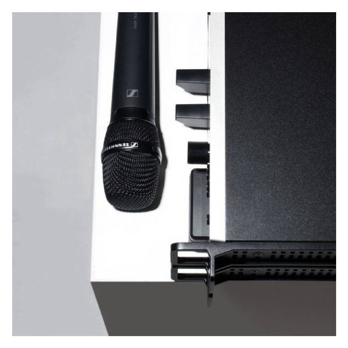 Передавач Sennheiser SKM 6000 BK (A5-8)