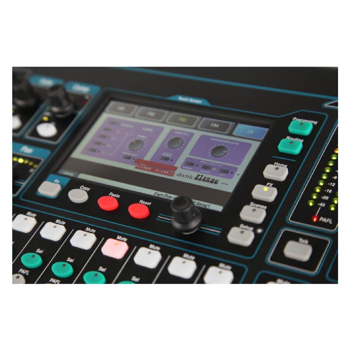 Allen Heath QU-16